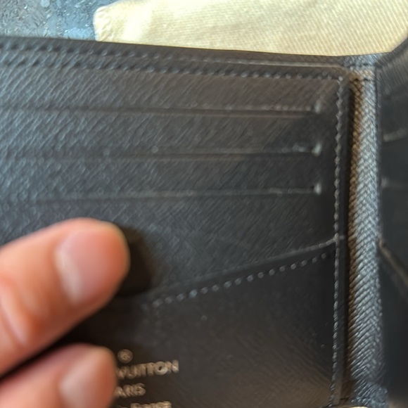 Louis Vuitton Slender Wallet 100% Authentic - Picture 13 of 17